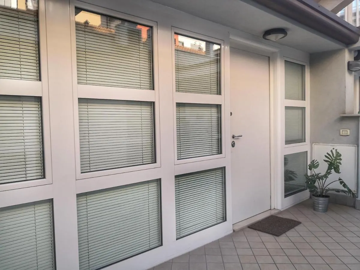 Loft Ristrutturato Vicino M4 Argonne - San Benigno Milano Daire